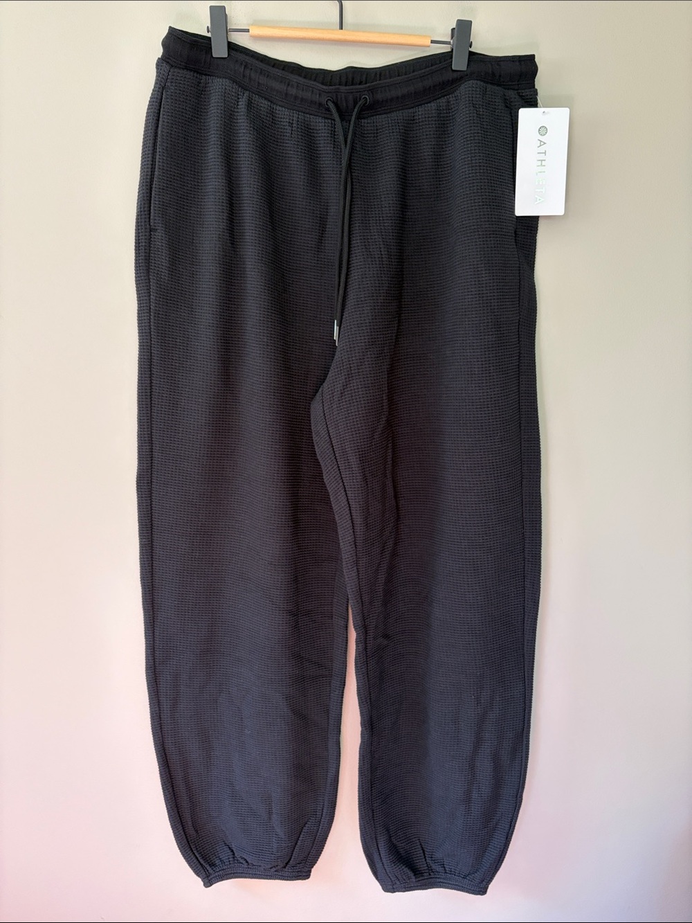 Athleta Tranquil Waffle Jogger Black Large NWT
